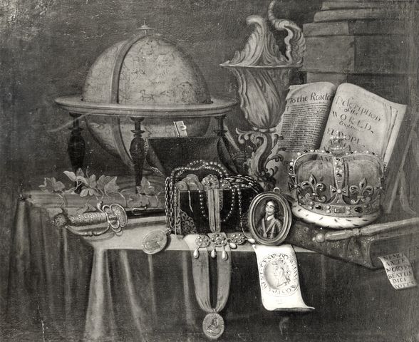 Anonimo — Collier Edwaert - sec. XVIII - Natura morta con globo celeste, urna, gioielli, ritratto, corona, scettro e libro — insieme
